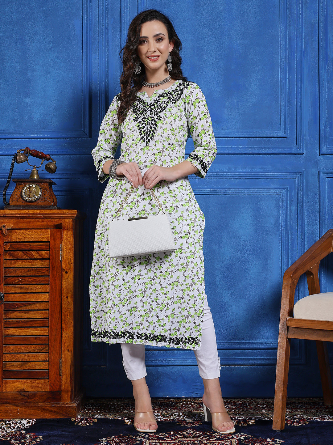 Women’s White & Green Floral Chikankari Long Kurta Set