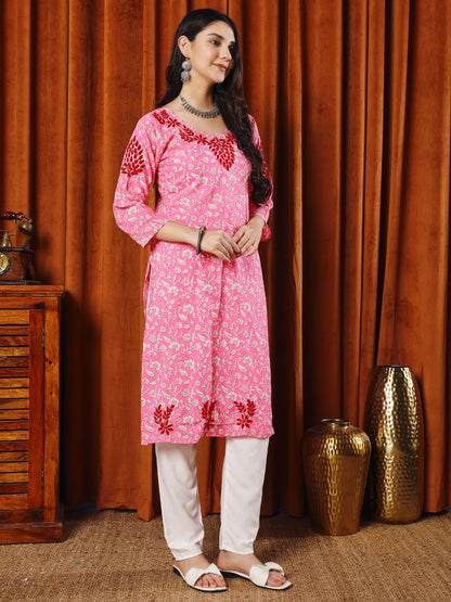 Women Pink Printed Cotton Lucknowi Chikankari Kurta