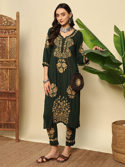 Women Bottle Green Handmade Chikankari Kurta Set with Golden Embroidery
